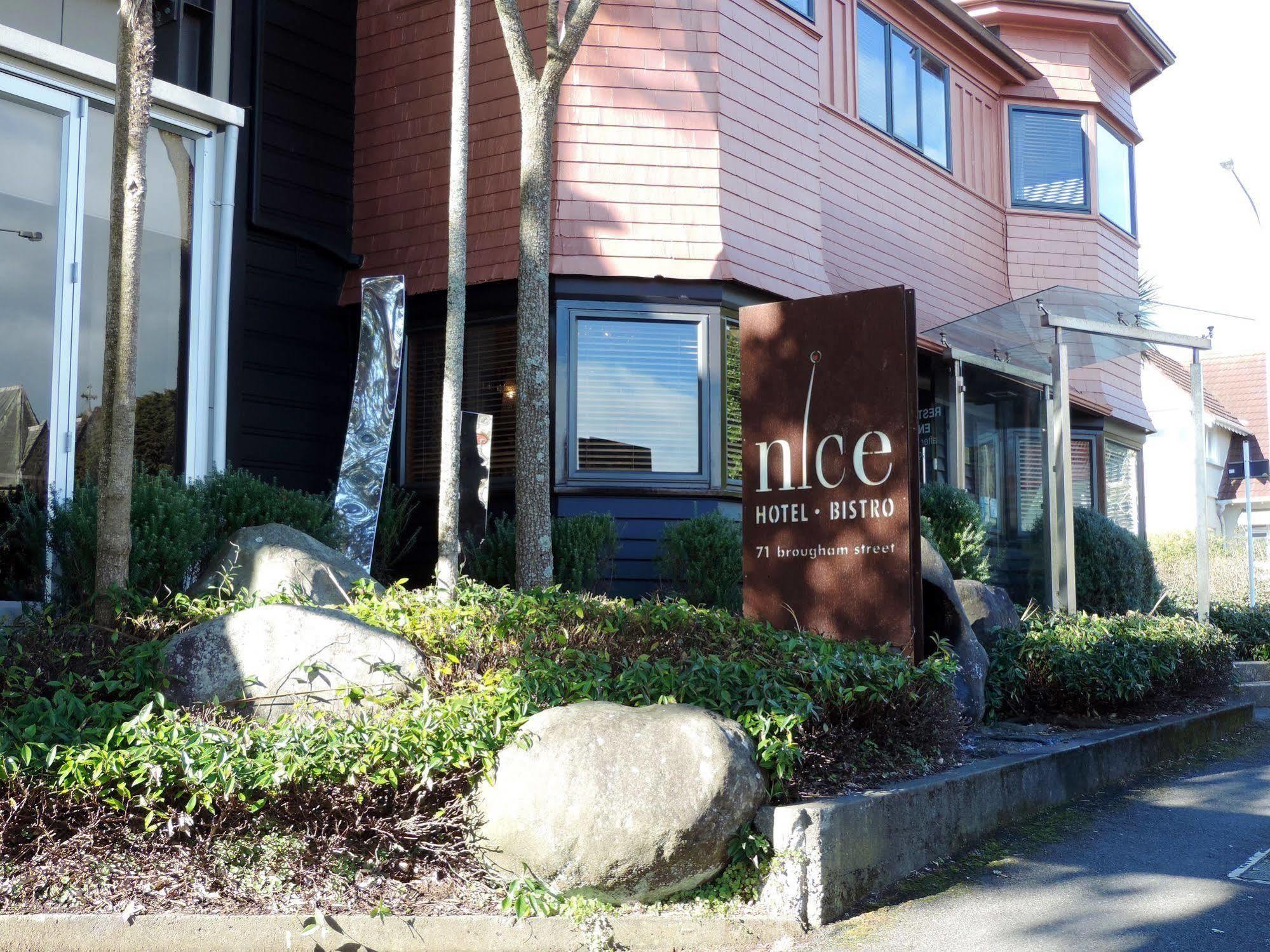Nice Hotel New Plymouth Esterno foto