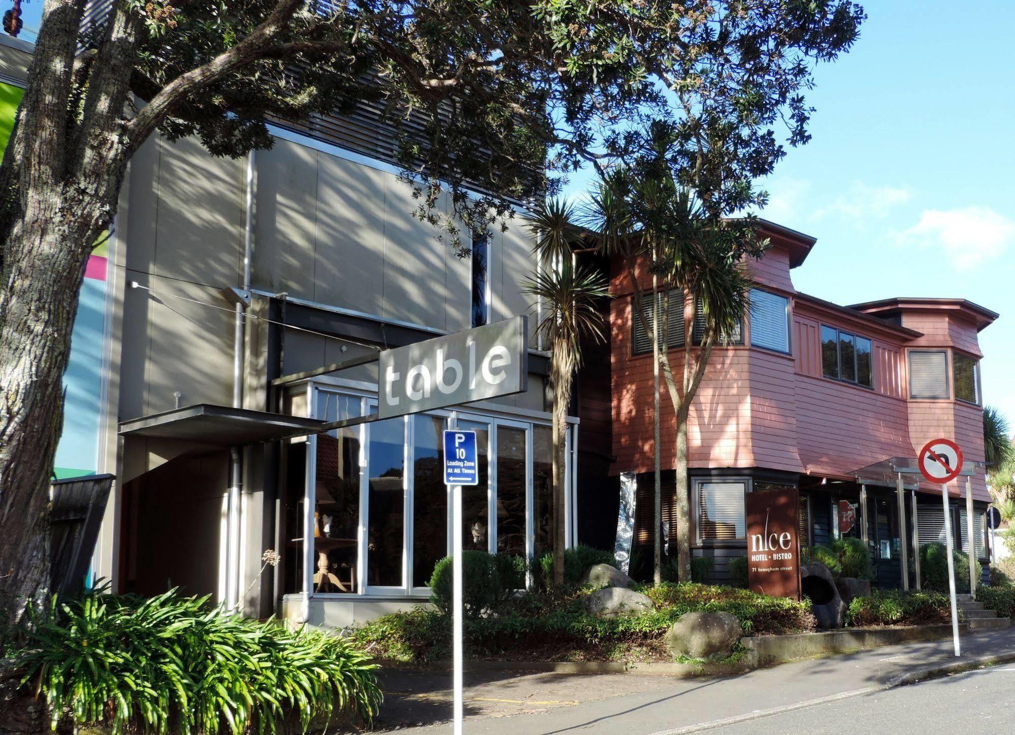 Nice Hotel New Plymouth Esterno foto