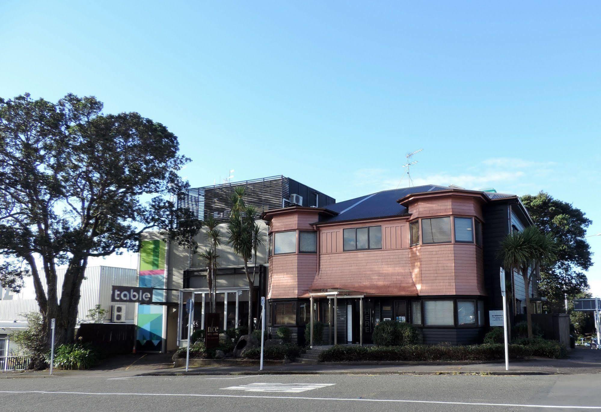 Nice Hotel New Plymouth Esterno foto